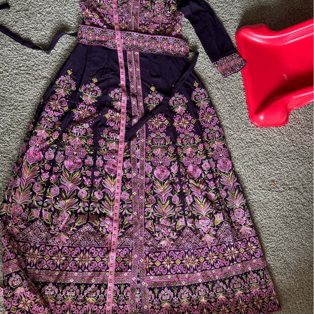 Beautiful embroidery thoub